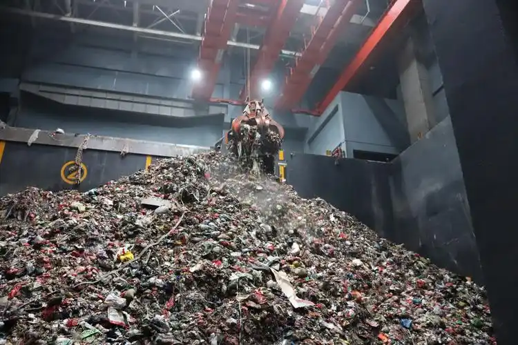 Ceramic all-in-one integrated gas treatment technology for denitration, desulfurization, dust removal, dioxin elimination etc.插图9 waste-incineration